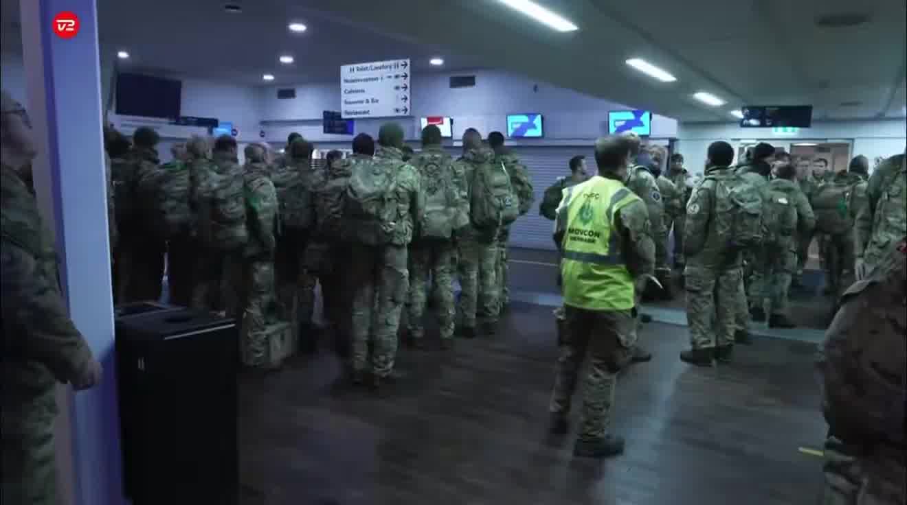 Danish combat troops have arrived. The Danish Army Chief, was on board the aircraft that landed on Monday evening in Kangerlussuaq, Greenland.–TV2